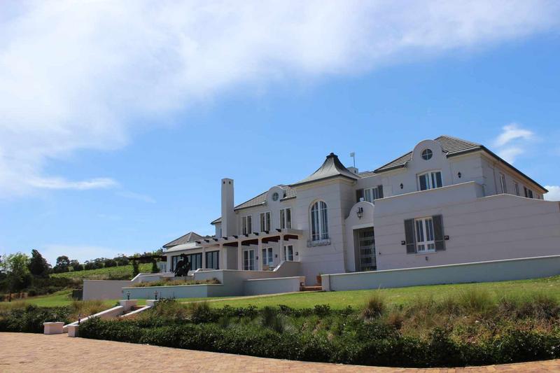 5 Bedroom Property for Sale in Sir Lowrys Pass Village Western Cape